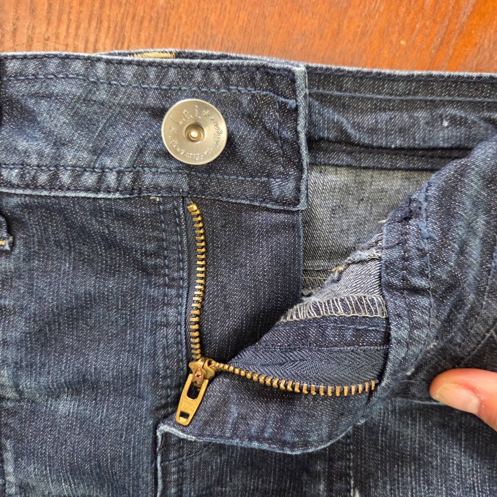 LEI Y2K Low Rise Mini Skirt button pocket Dark Wash Denim Size 7 - Picture 8 of 10